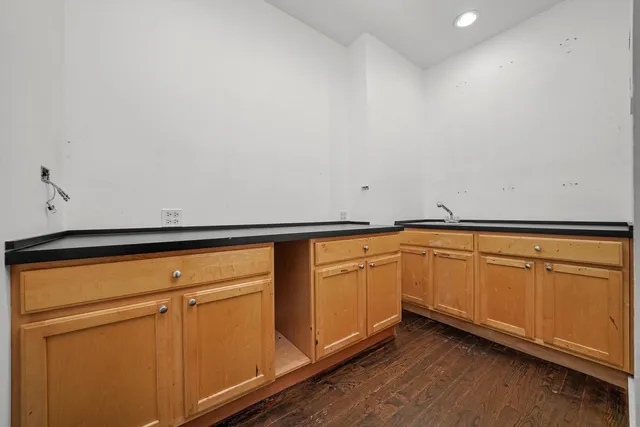 $529,000 | 1412 West Division Street, Unit C1, Chicago, IL 60642