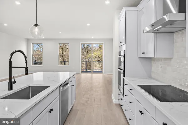 $5,250 | 6236 Folly Lane, Alexandria, VA 22315