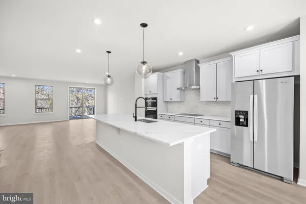 $5,250 | 6236 Folly Lane, Alexandria, VA 22315