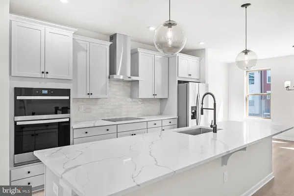 $5,250 | 6236 Folly Lane, Alexandria, VA 22315