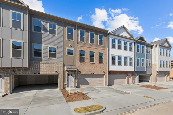 $5,250 | 6236 Folly Lane, Alexandria, VA 22315