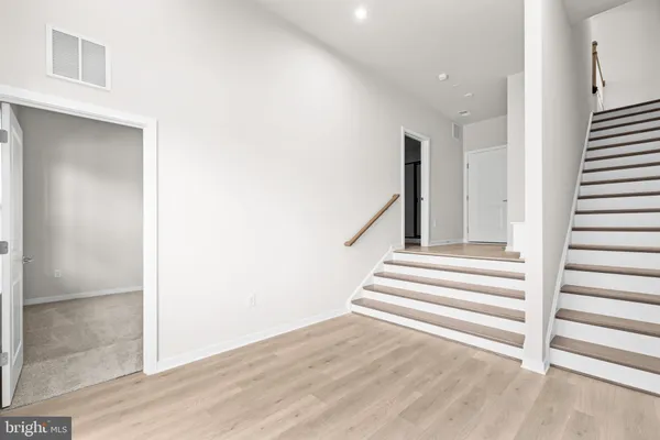 $5,250 | 6236 Folly Lane, Alexandria, VA 22315