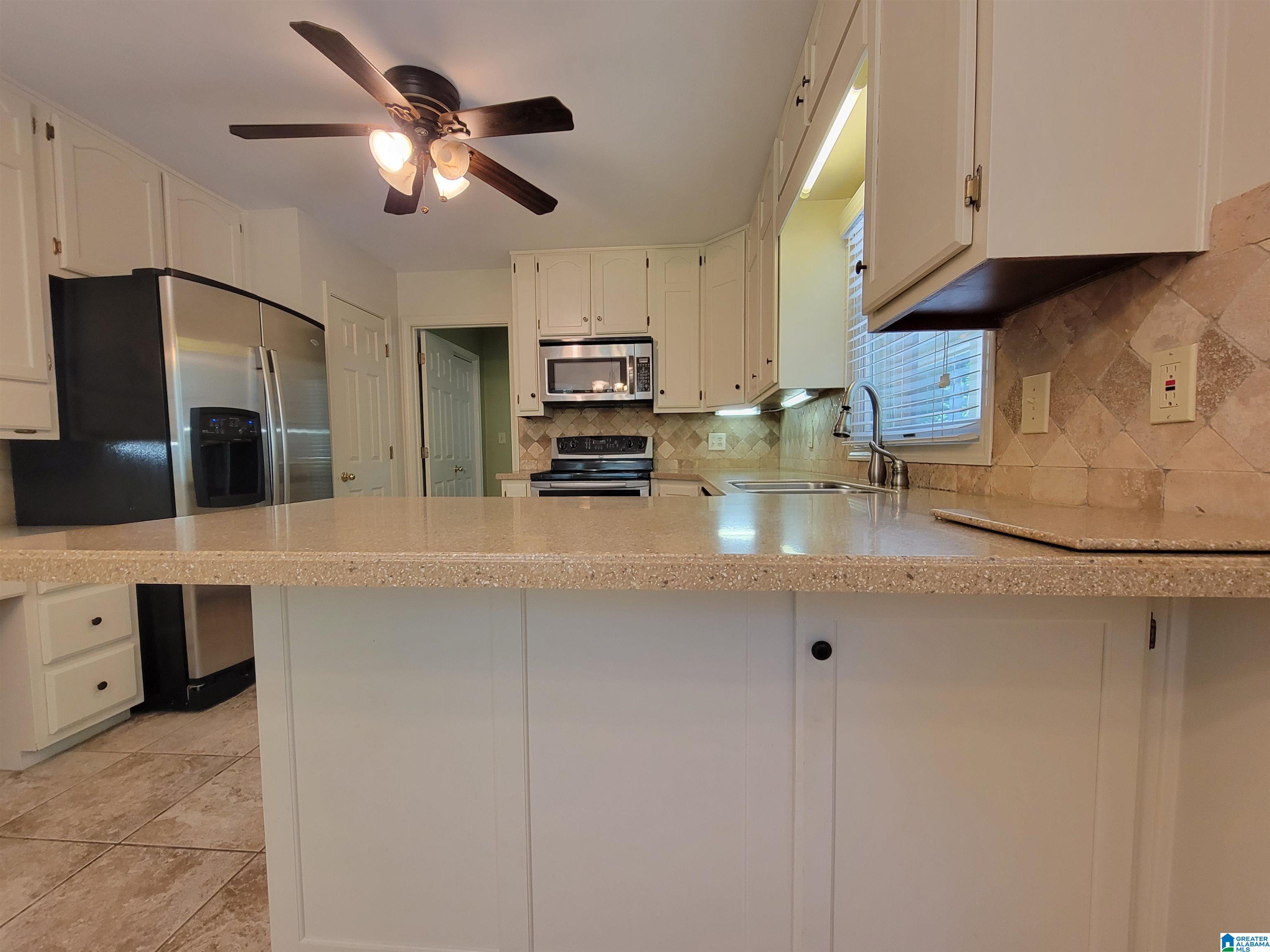 8519 Woodview Road Pinson, AL 35126 - Photo 9 of 47