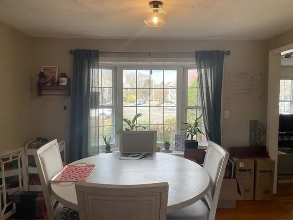 $3,000 | 24 Washington Green, Unit 24, Walpole, MA 02032