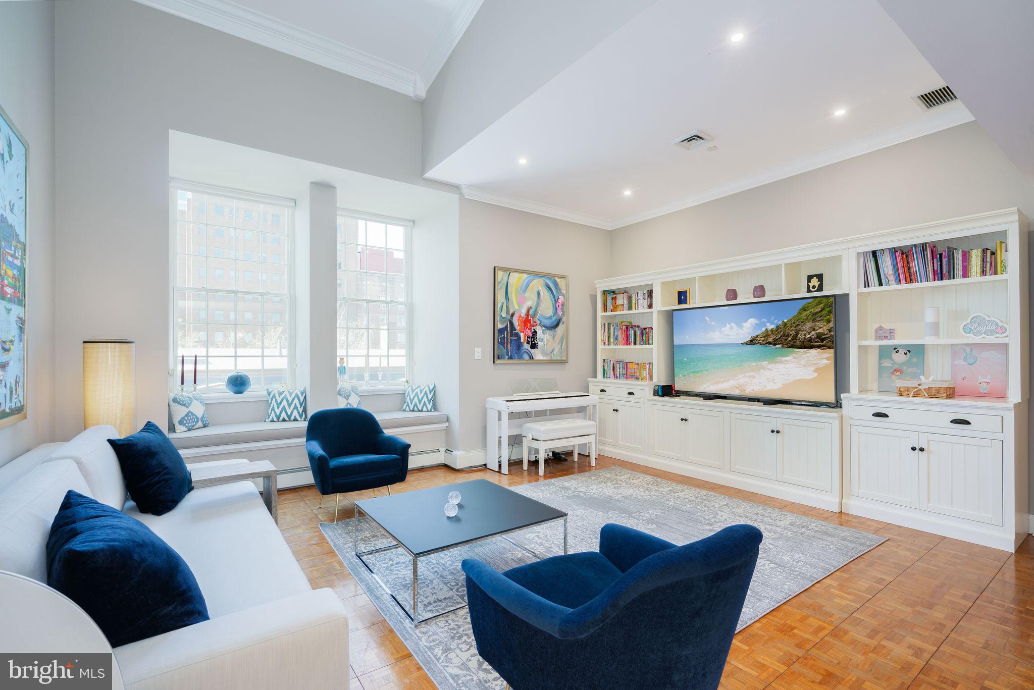 211 South 4th St Unit 403  