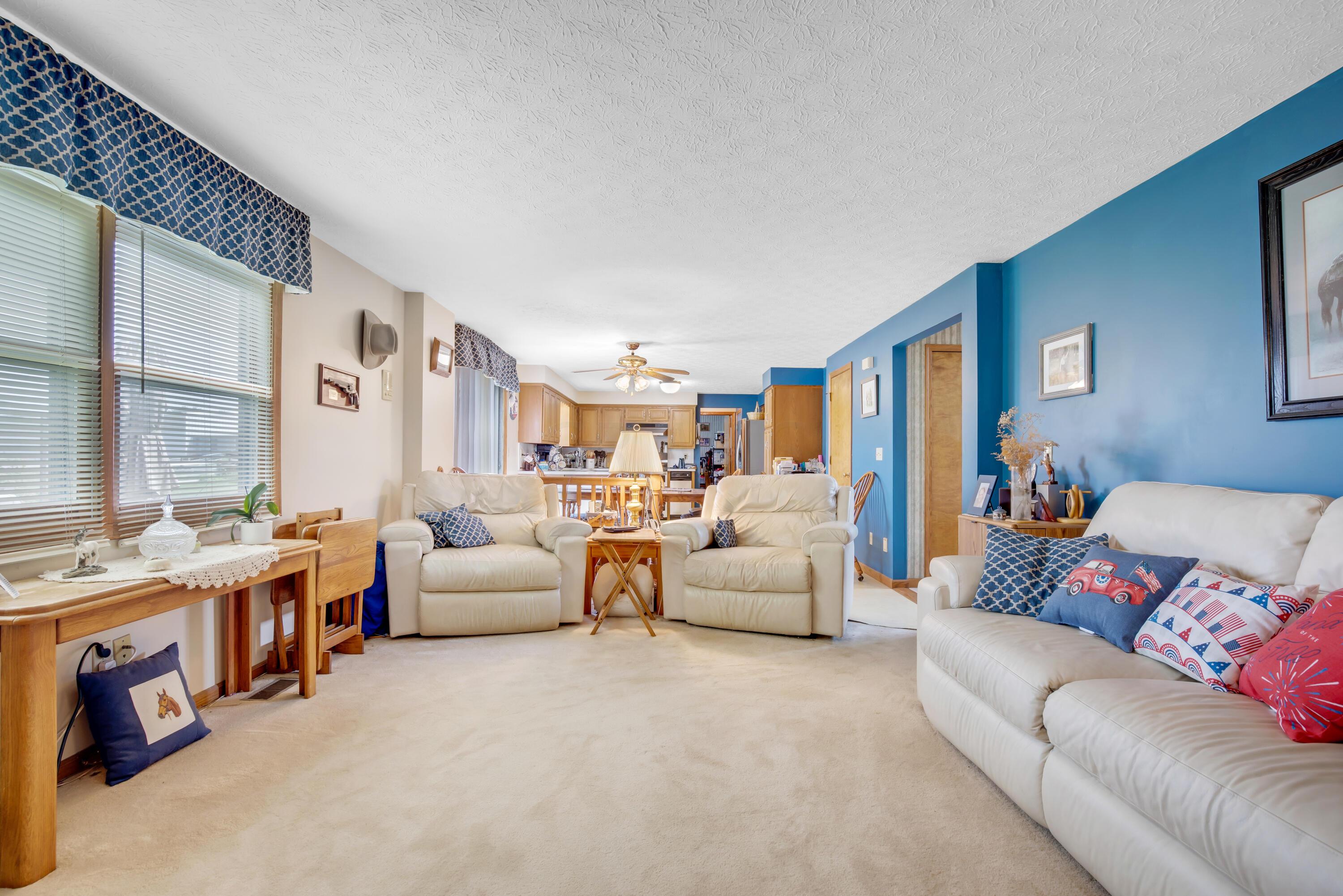 1675 Braumiller Road Delaware, OH 43015 - Photo 15 of 71 15. Family Room