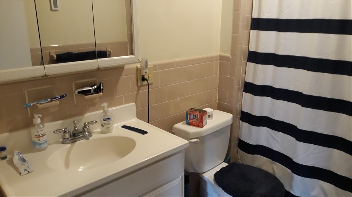 4080 Post Road, Unit 9 Warwick, RI 02886 - Photo 4 of 6 FULL BATH