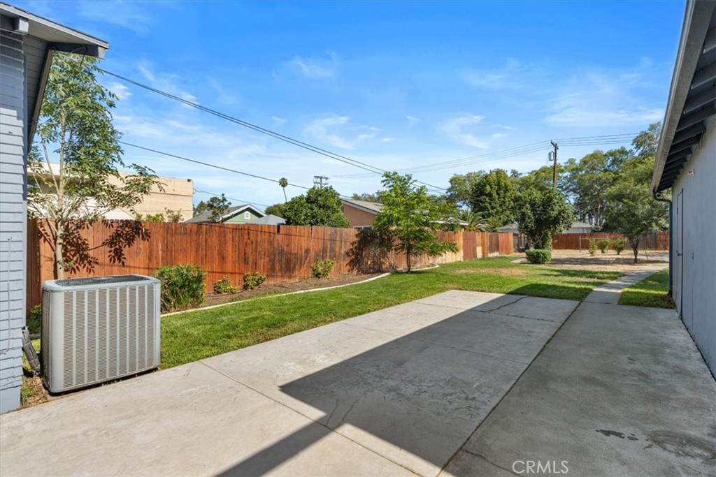 4190 Cover Street Riverside, CA 92506 - Photo 36 of 57