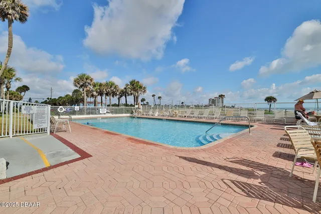 $1,850 | 935 North Atlantic Avenue, Unit 359, Daytona Beach, FL 32118