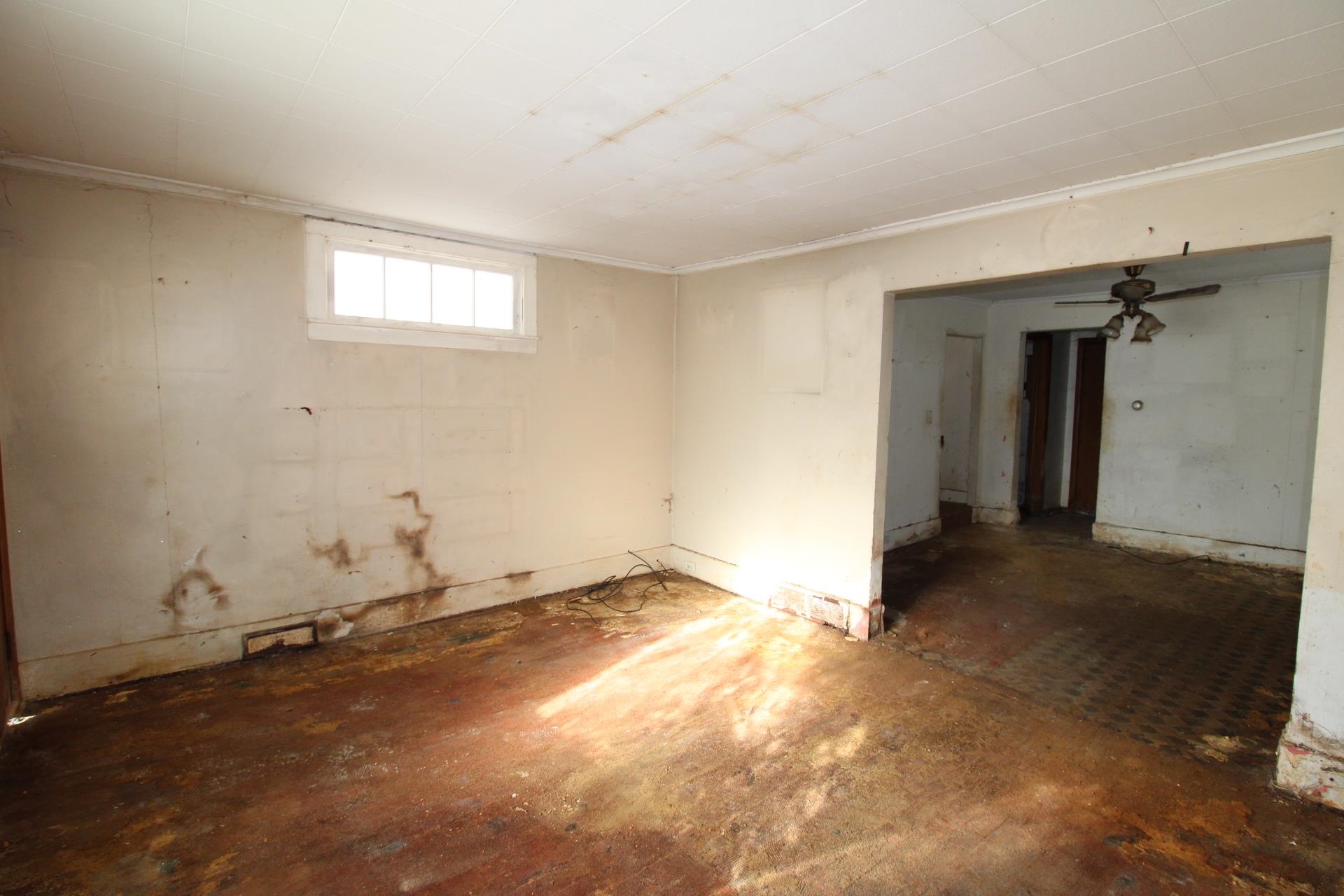 2869 Exeter Street Duluth, MN 55806 - Photo 11 of 33 Livingroom