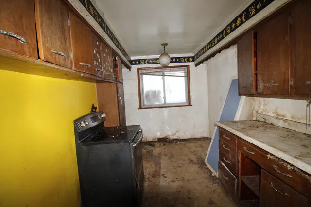 $49,900 | 2869 Exeter Street, Duluth, MN 55806