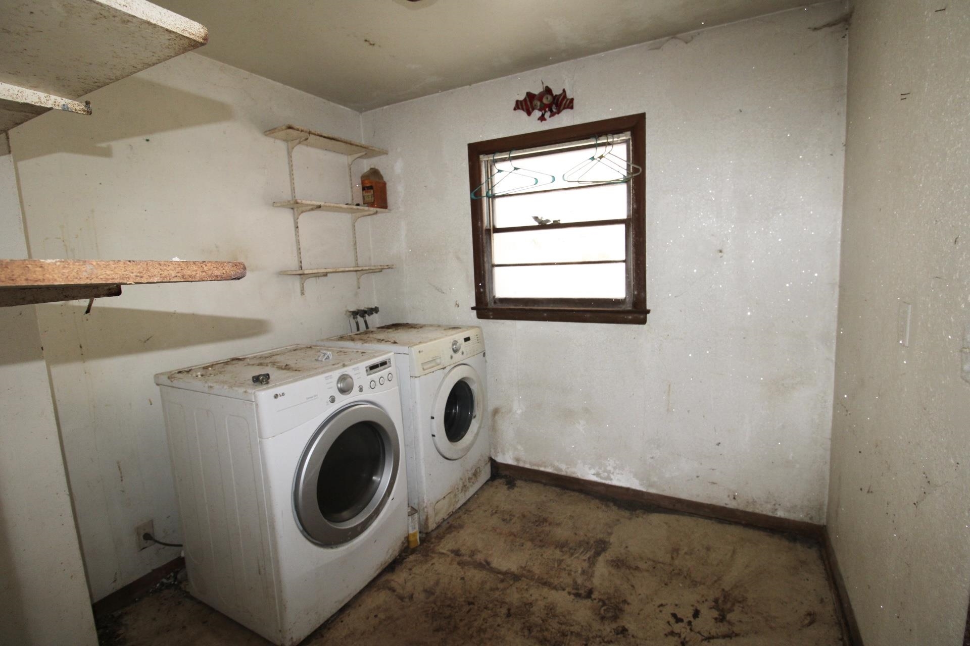 2869 Exeter Street Duluth, MN 55806 - Photo 19 of 33 Laundry