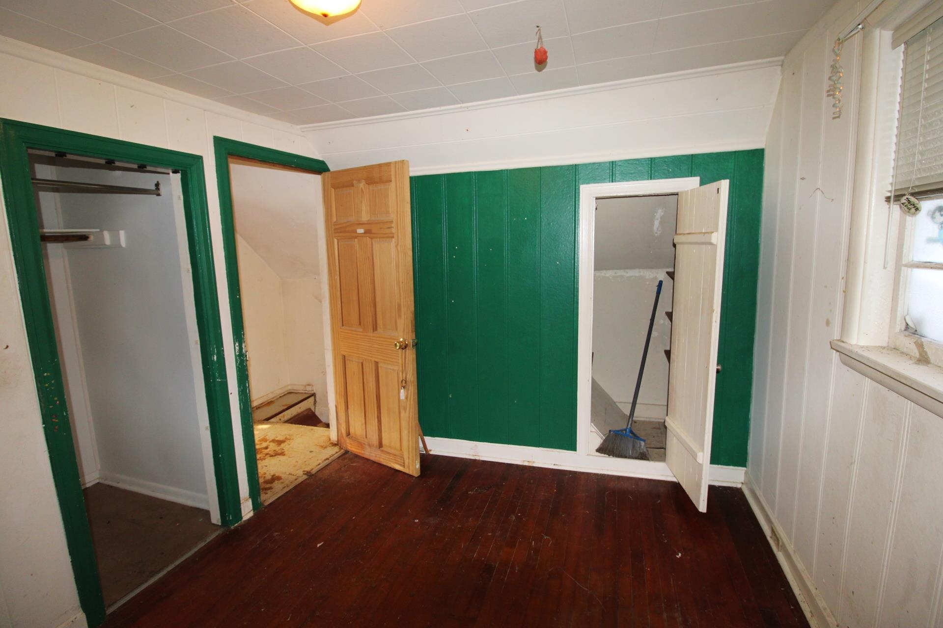 2869 Exeter Street Duluth, MN 55806 - Photo 6 of 33 Bedroom