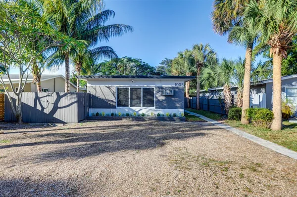 $2,250 | 1005 Northeast 17th Court, Unit B, Fort Lauderdale, FL 33305