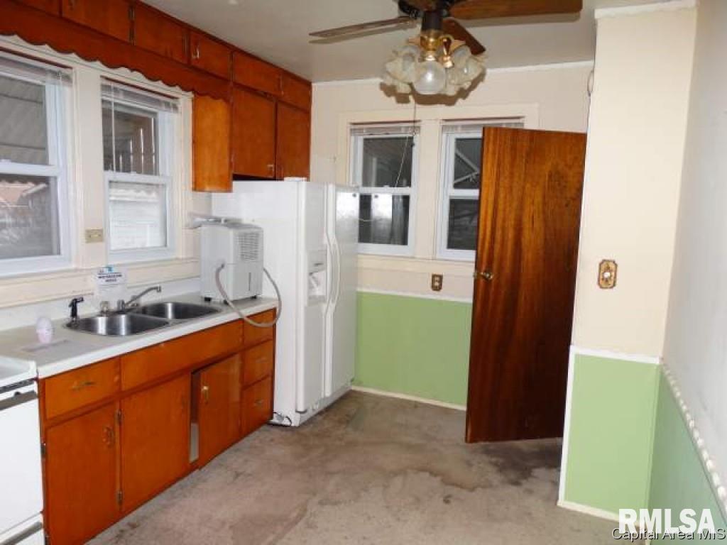 721 North Stephens Avenue Springfield, IL 62702 - Photo 8 of 11