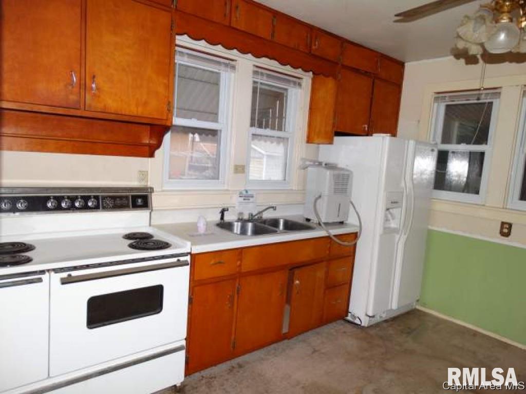 721 North Stephens Avenue Springfield, IL 62702 - Photo 9 of 11