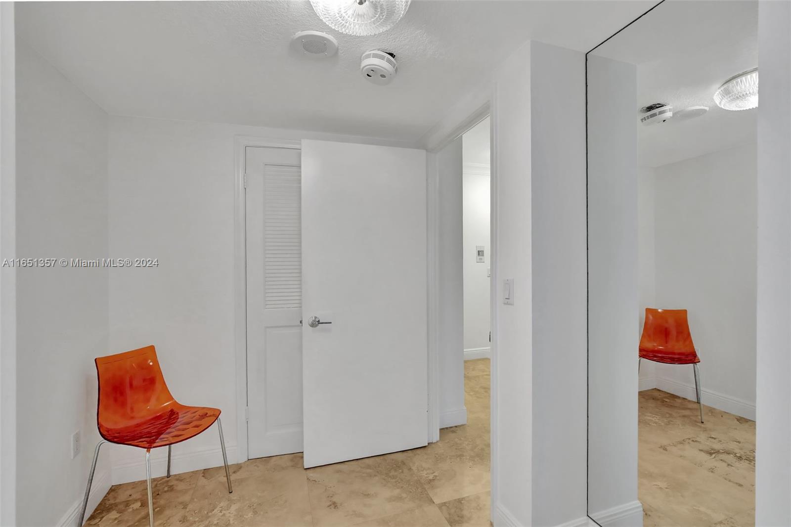 9801 Collins Avenue, Unit 3T Bal Harbour, FL 33154 - Photo 24 of 32