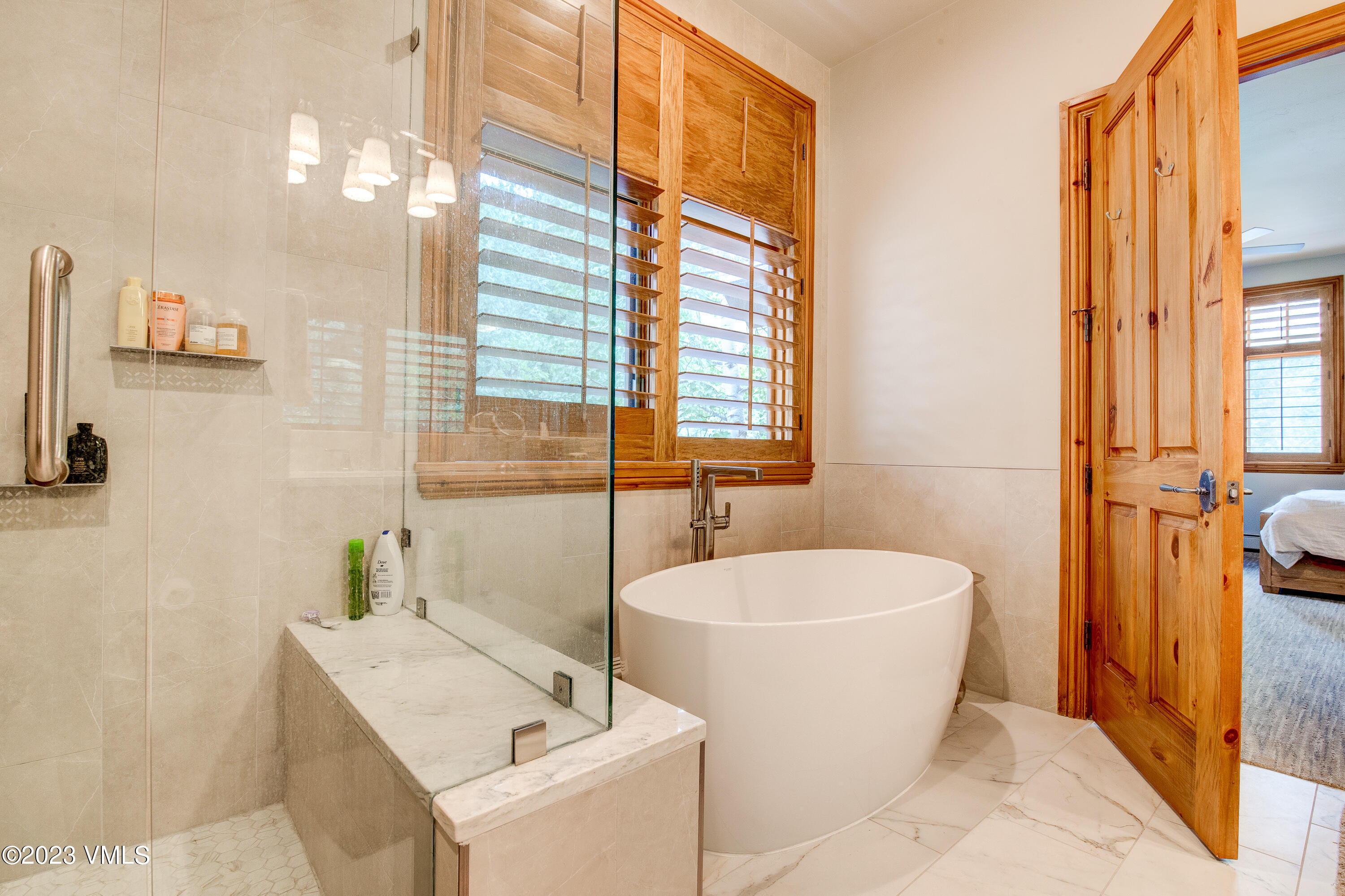 54 Cresta Road, Unit J3 Edwards, CO 81632 - Photo 14 of 31 A85I4135_36_37_38_39_40_41_Interior 2-2