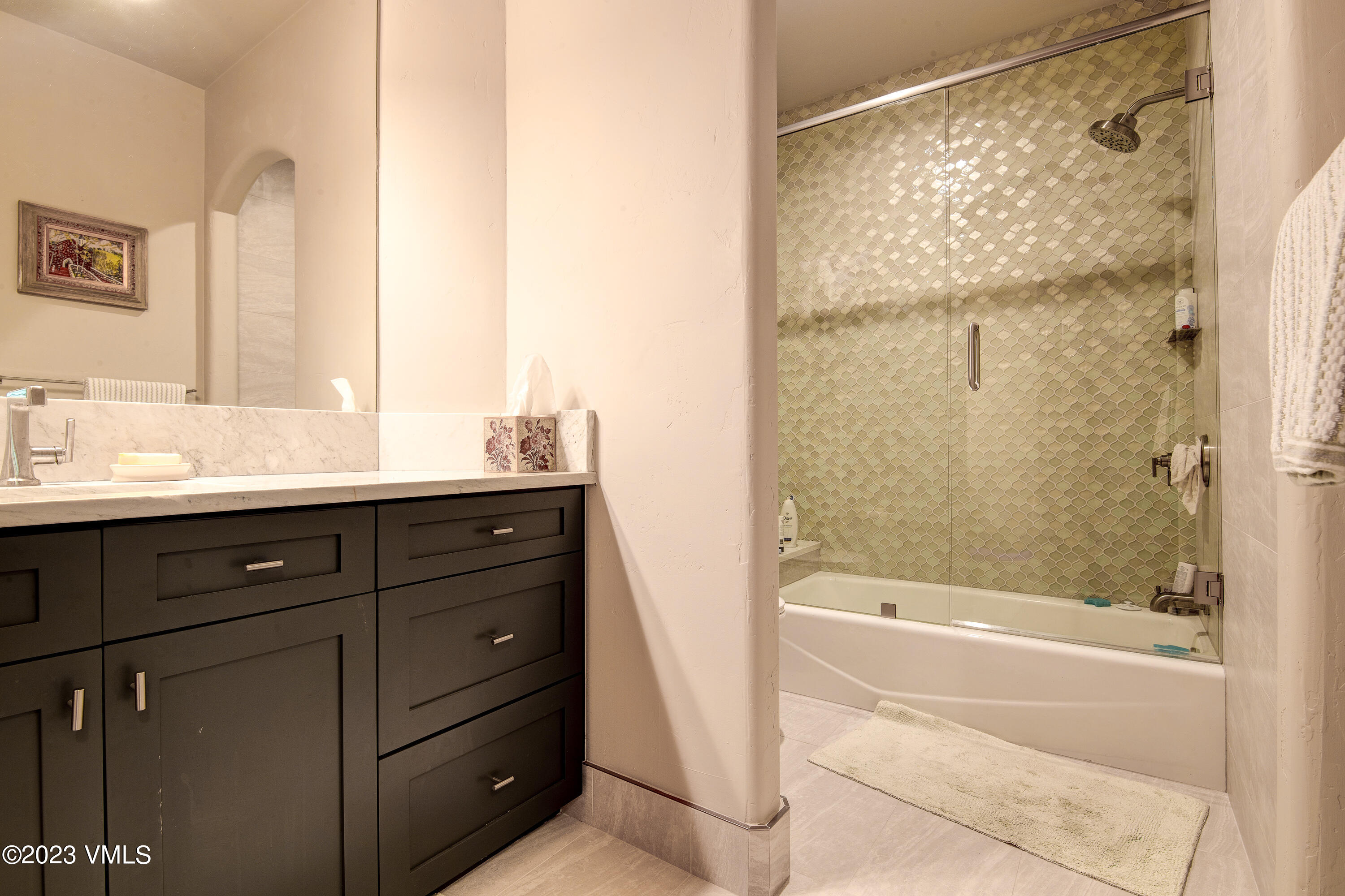 54 Cresta Road, Unit J3 Edwards, CO 81632 - Photo 21 of 31 A85I4229_30_31_Interior 2-2