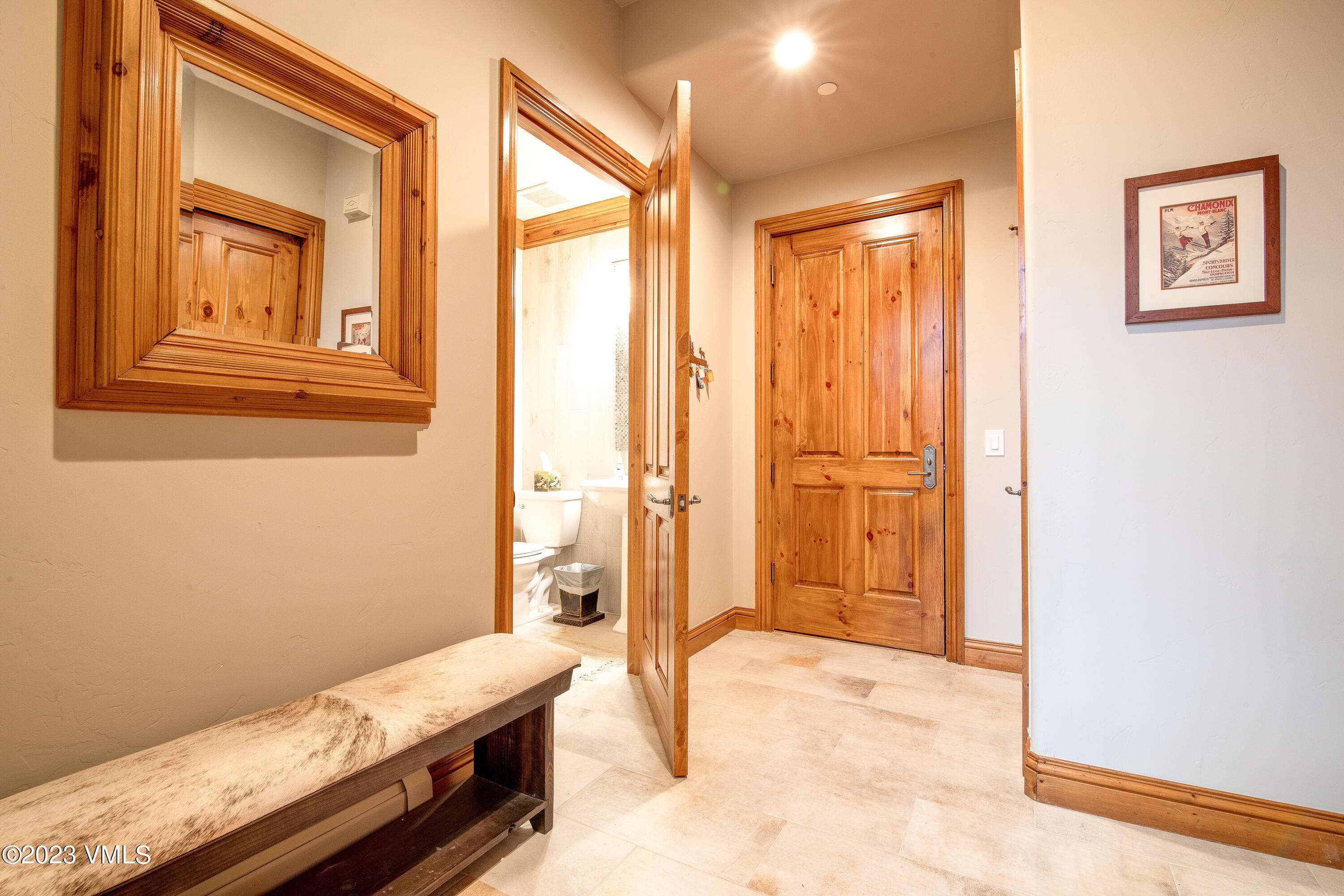 54 Cresta Road, Unit J3 Edwards, CO 81632 - Photo 10 of 31 A85I4068_69_70_Interior 2-2