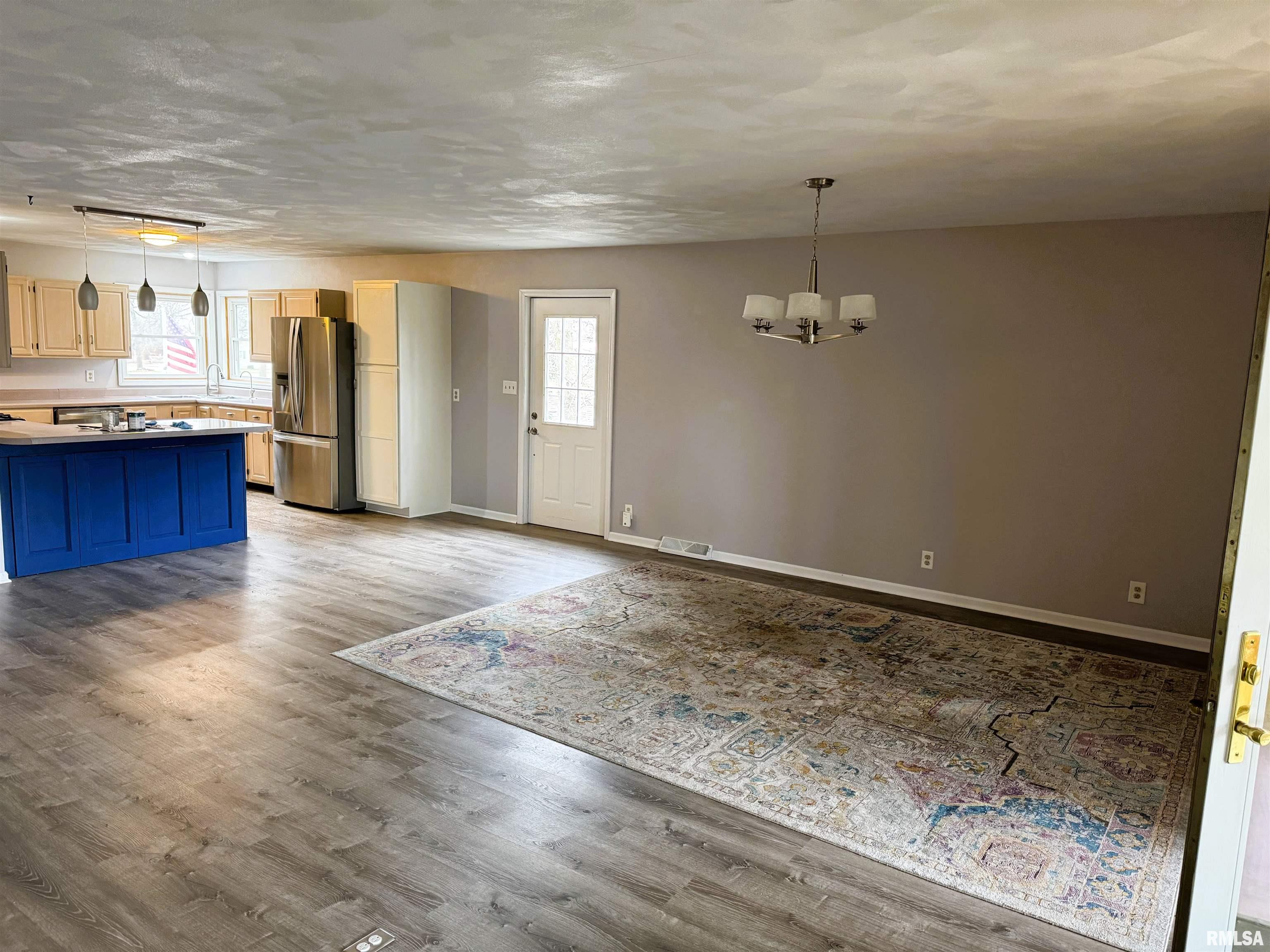 1104 County Road 960 Bath, IL 62617 - Photo 13 of 41