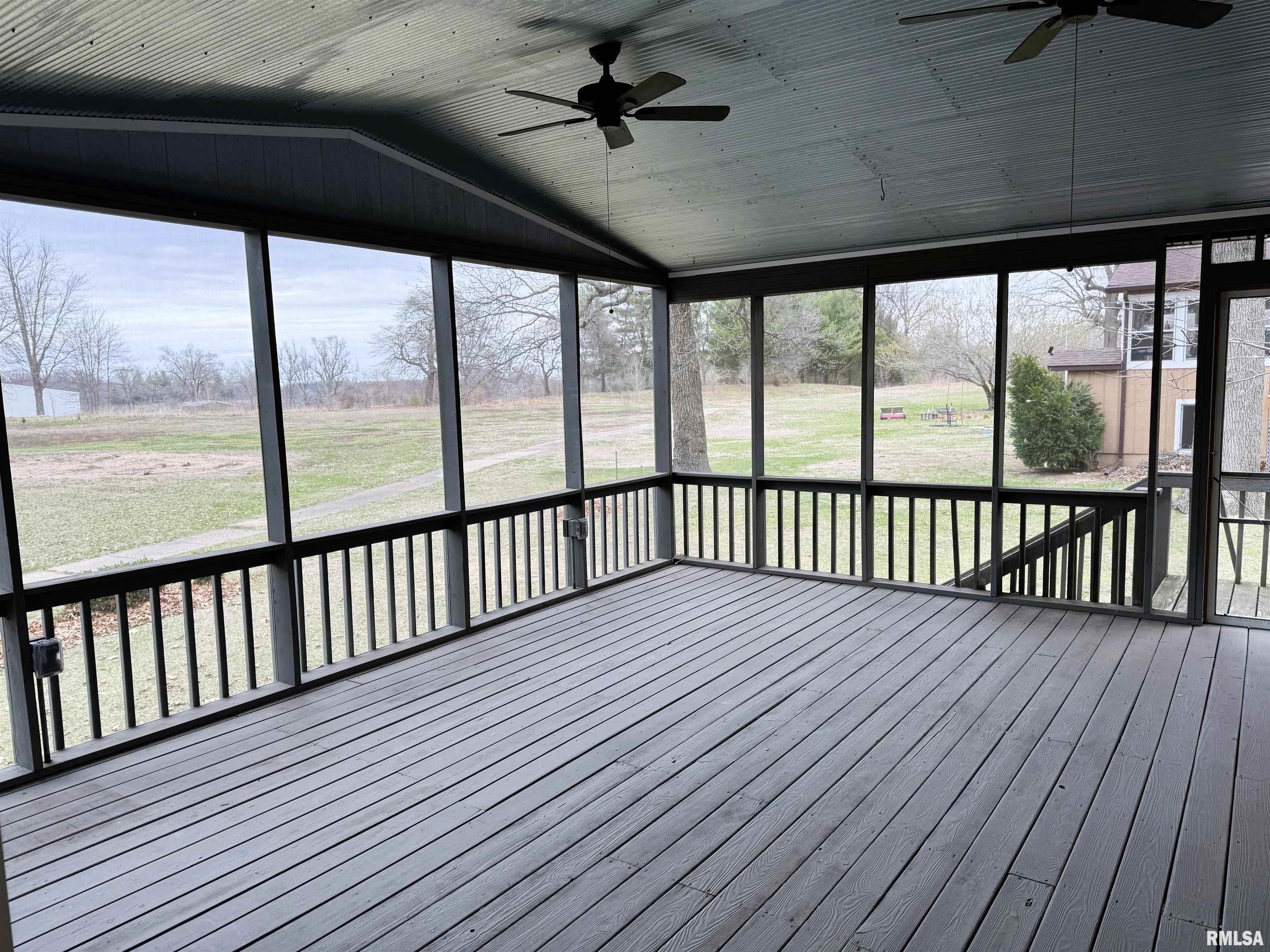 1104 County Road 960 Bath, IL 62617 - Photo 17 of 41