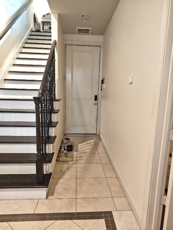 2017 Fannin Station Houston, TX 77045 - Photo 3 of 22 a view of an entryway