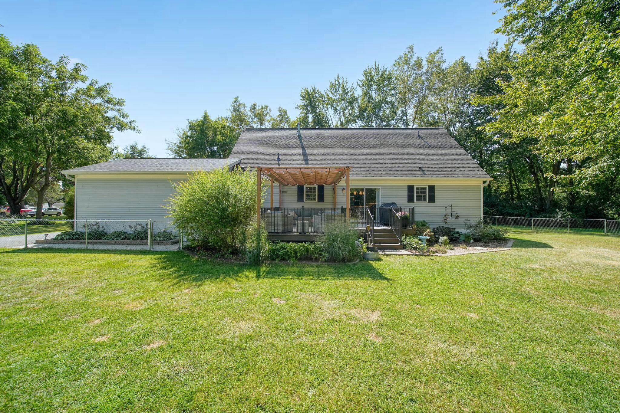 44038 Burtrig Road Belleville, MI 48111 - Photo 47 of 76 55-web-or-mls-DSC06139_HDR
