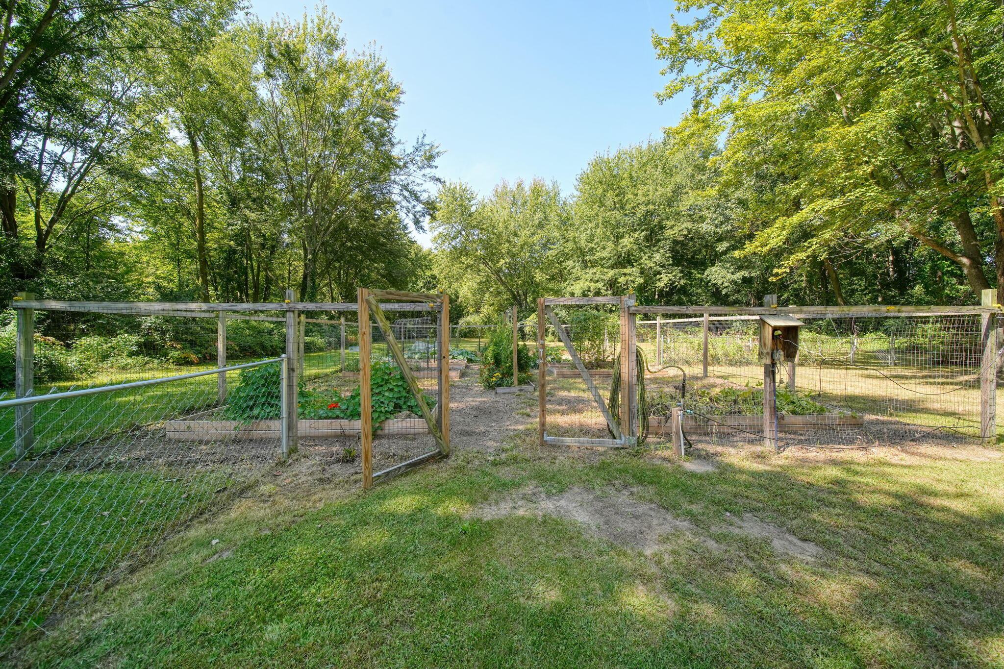 44038 Burtrig Road Belleville, MI 48111 - Photo 54 of 76 60-web-or-mls-DSC06164_HDR
