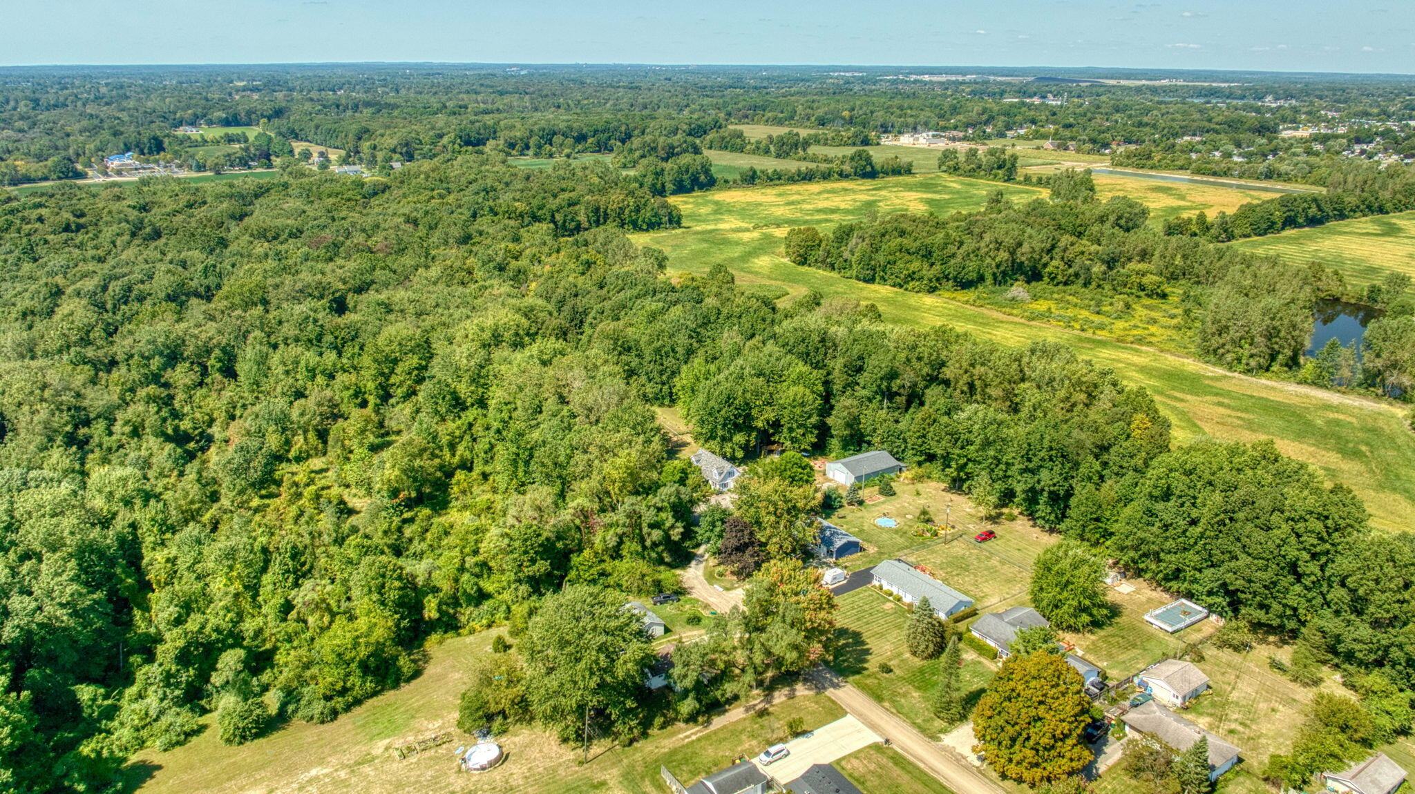 44038 Burtrig Road Belleville, MI 48111 - Photo 70 of 76 71-web-or-mls-DJI_0179_HDR