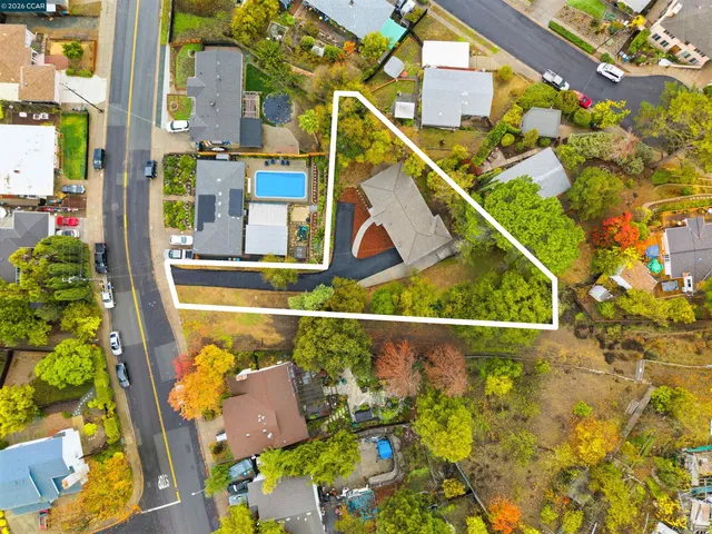 $789,000 | 3102 Pine Street, Martinez, CA 94553