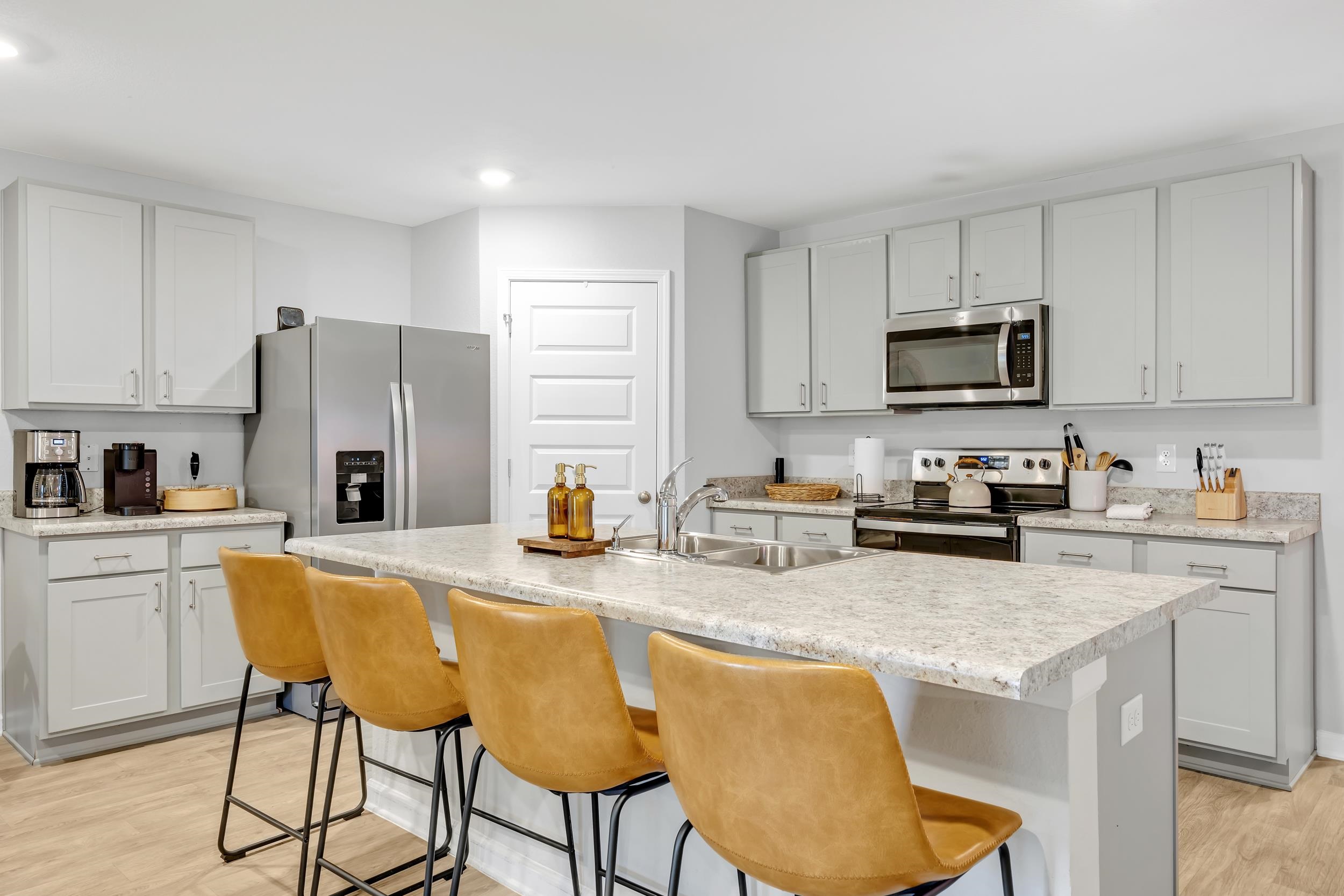 257 Burnston Way Foley, AL 36535 - Photo 18 of 42 Kitchen