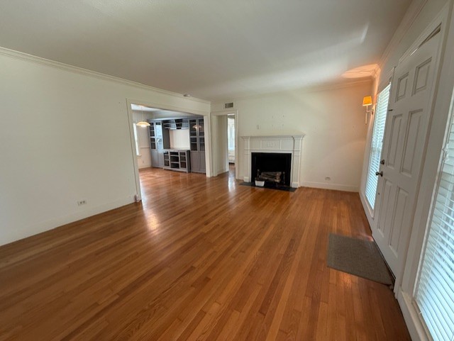 2312 Watts Street Houston, TX 77030 - Photo 5 of 32 Unit 2312 Livingroom