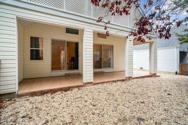 a view of a entryway of the house