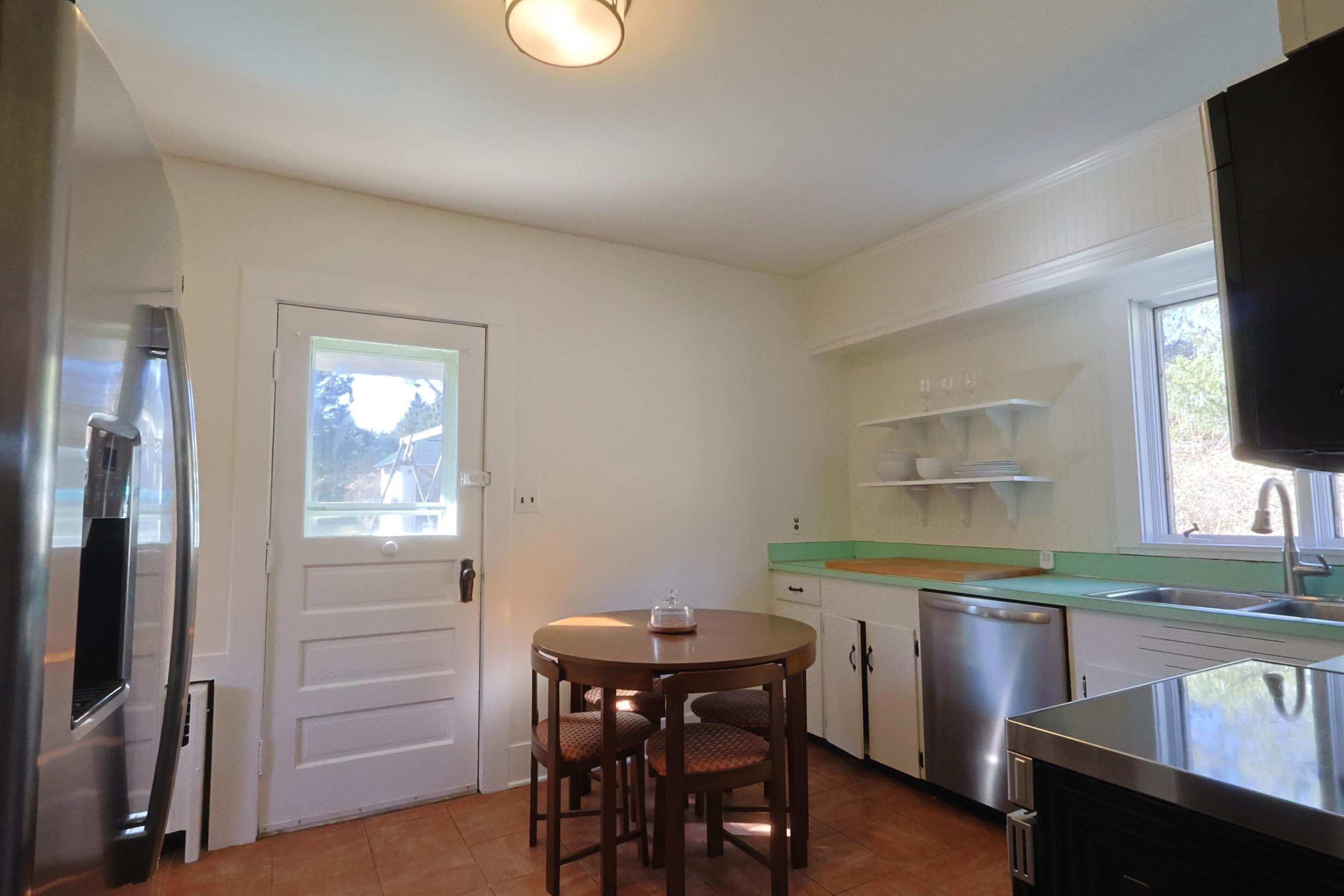 32 Riner Lane Warm Springs, VA 24484 - Photo 11 of 33 Gallery Image 11