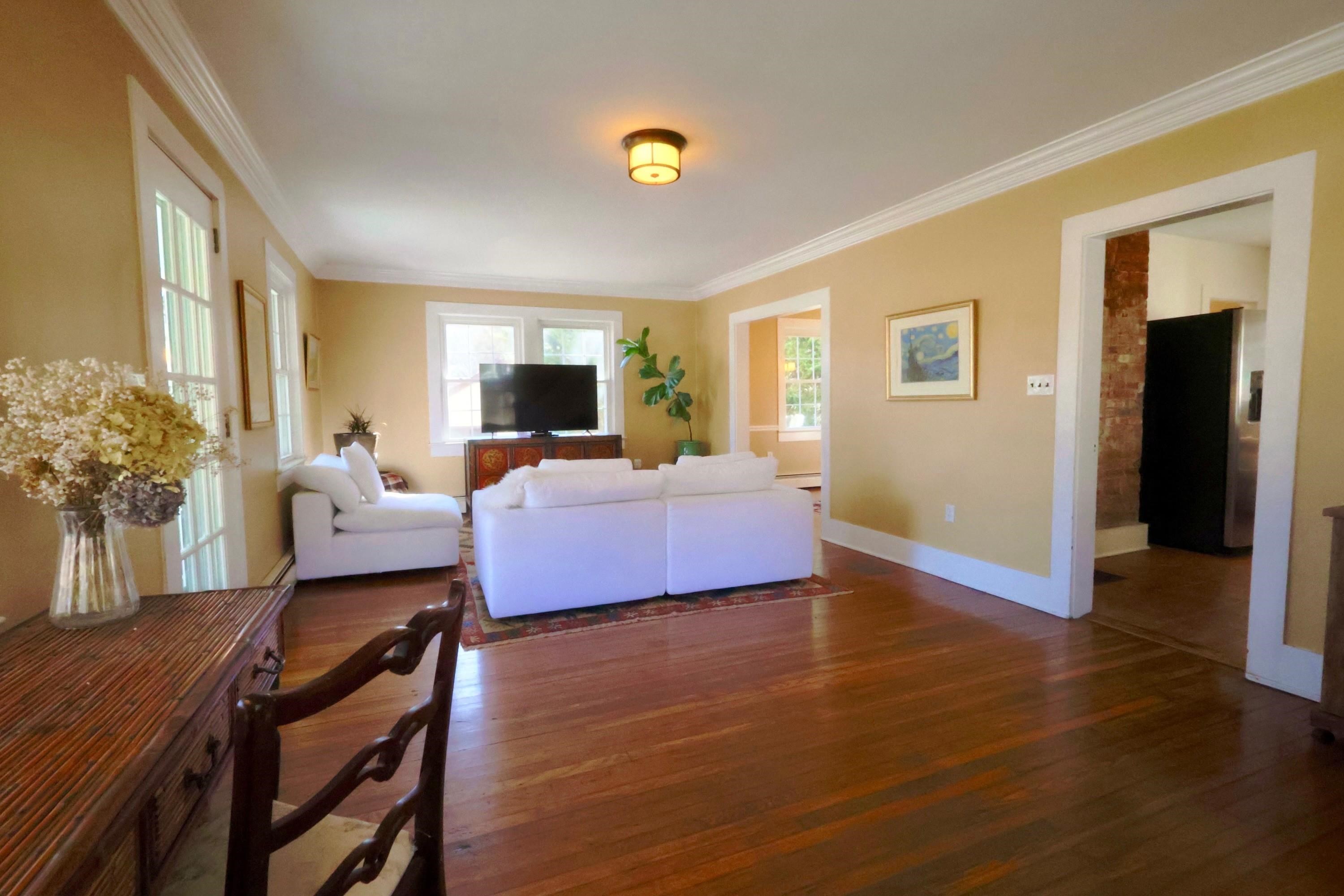 32 Riner Lane Warm Springs, VA 24484 - Photo 3 of 33 Gallery Image 3