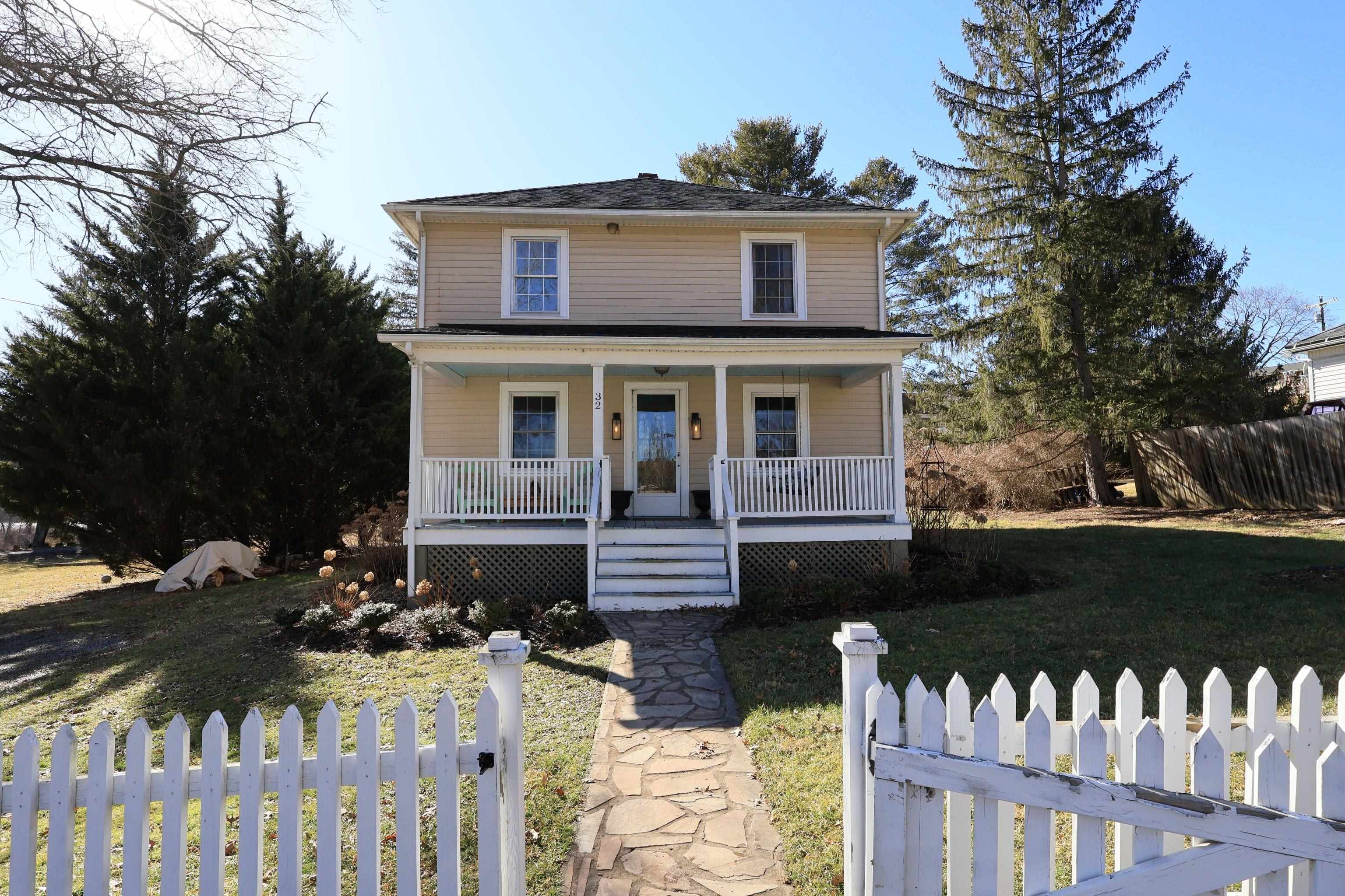 32 Riner Lane Warm Springs, VA 24484 - Photo 6 of 33 Gallery Image 6