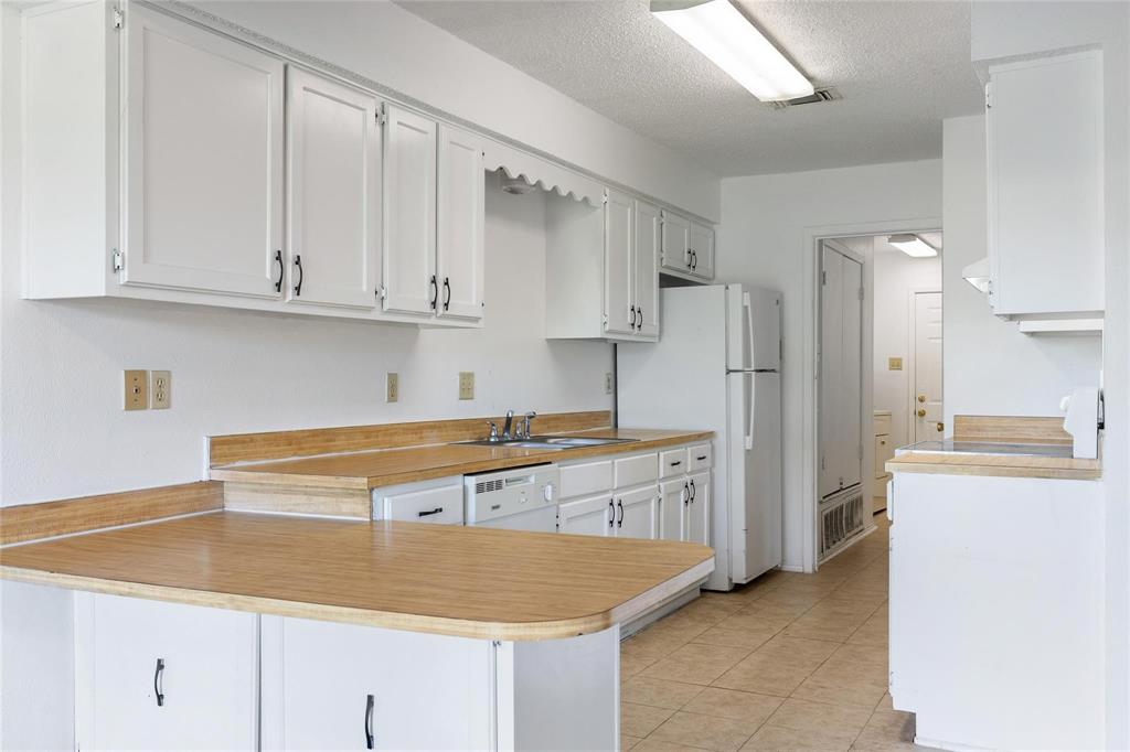 2907 Charity Road Commerce, TX 75428 - Photo 5 of 21