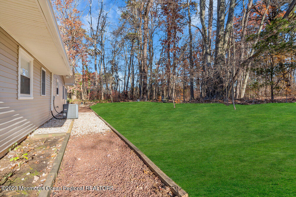 75 Markham Road Brick, NJ 08724 - Photo 3 of 38 dsc02137-1
