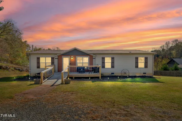 $585,000 | 3176 Highway 421, Bristol, TN 37620