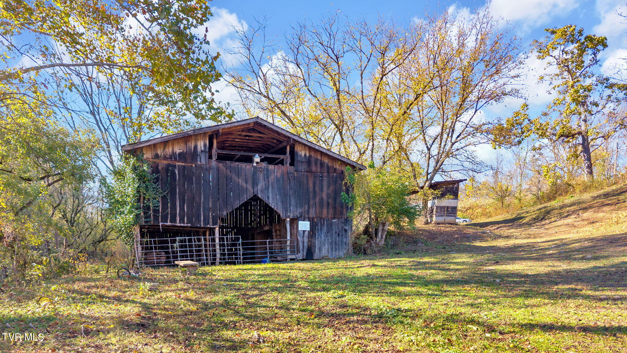 3176 Highway 421 Bristol, TN 37620 - Photo 20 of 61 28-web-or-mls-DJI_20251024153619_0631_D