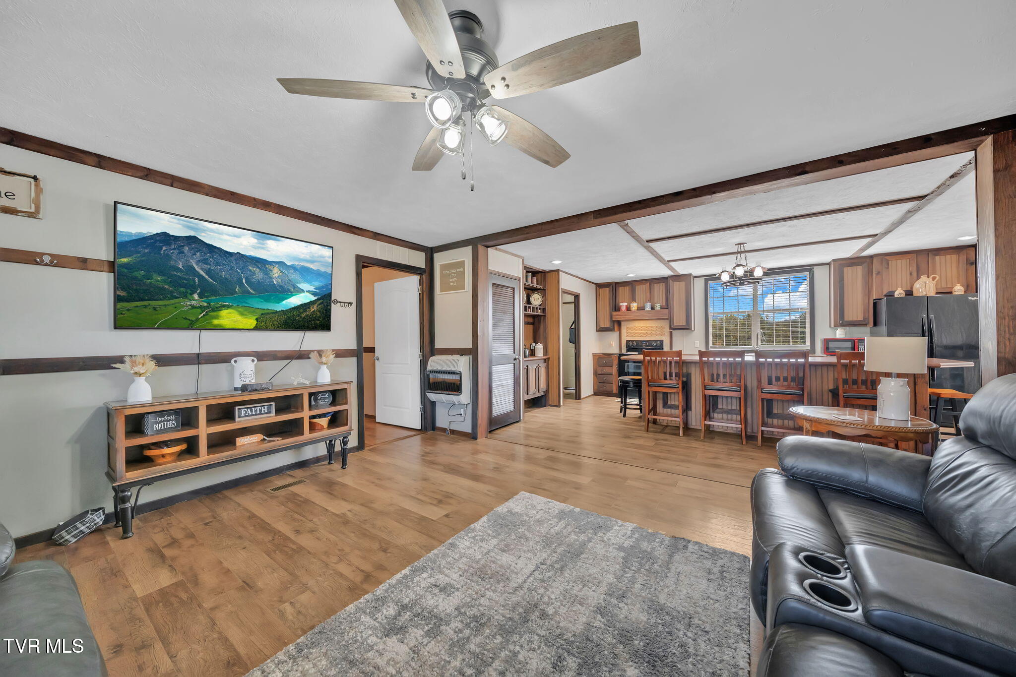 3176 Highway 421 Bristol, TN 37620 - Photo 38 of 61 22-web-or-mls-DSC09318