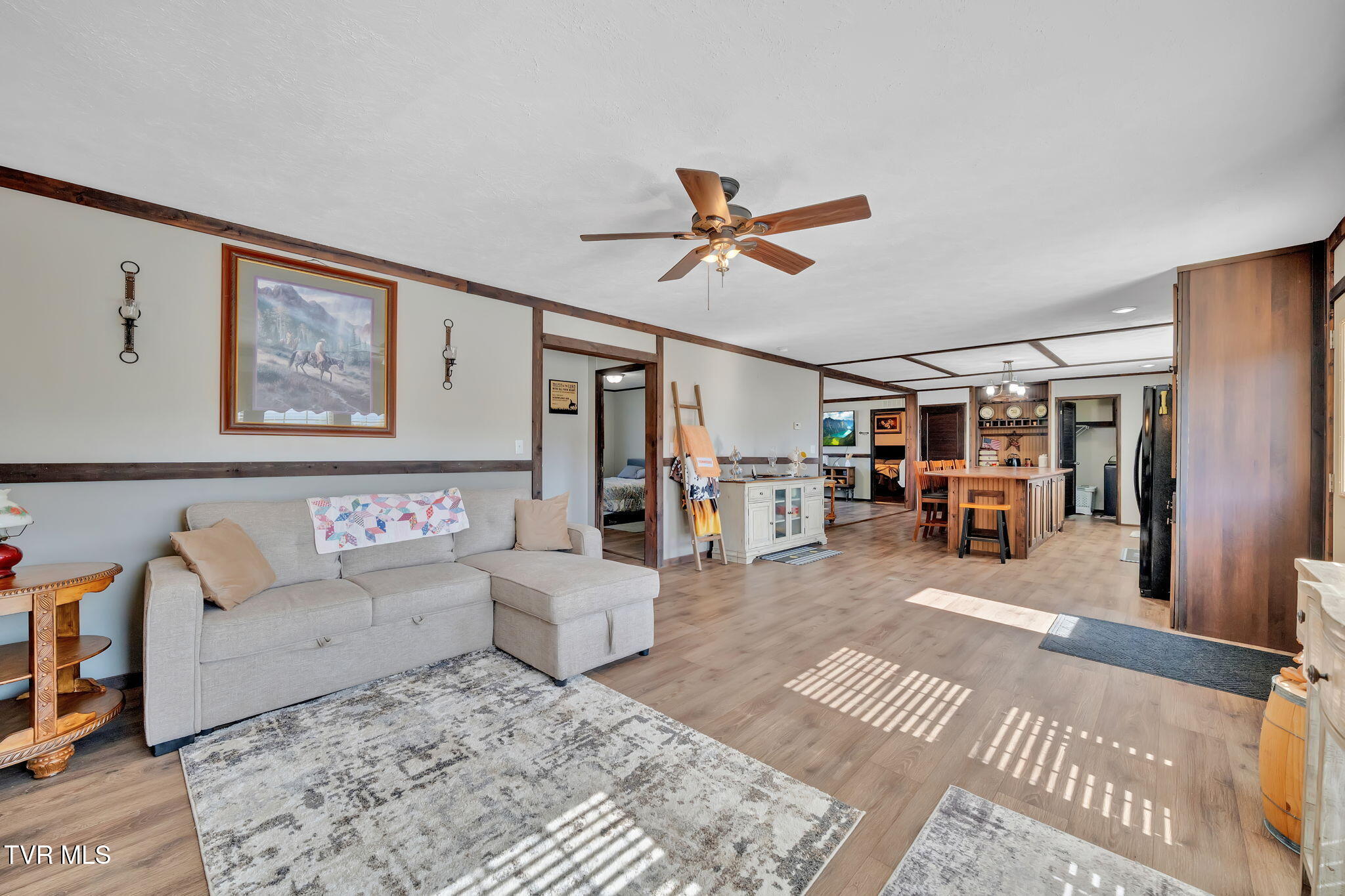 3176 Highway 421 Bristol, TN 37620 - Photo 54 of 61 46-web-or-mls-DSC09264