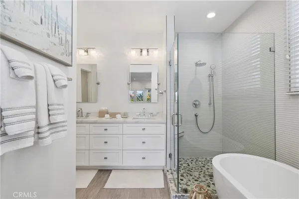 $5,500 | 1900 Pacific Coast Highway, Unit 9, Huntington Beach, CA 92648