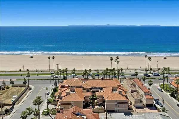 $5,500 | 1900 Pacific Coast Highway, Unit 9, Huntington Beach, CA 92648