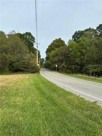 $69,900 | 264 Hanover Kendall Road, Clinton, PA 15026