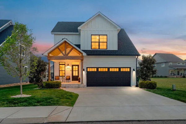 $569,900 | 615 River Watch Way, Winchester, TN 37398