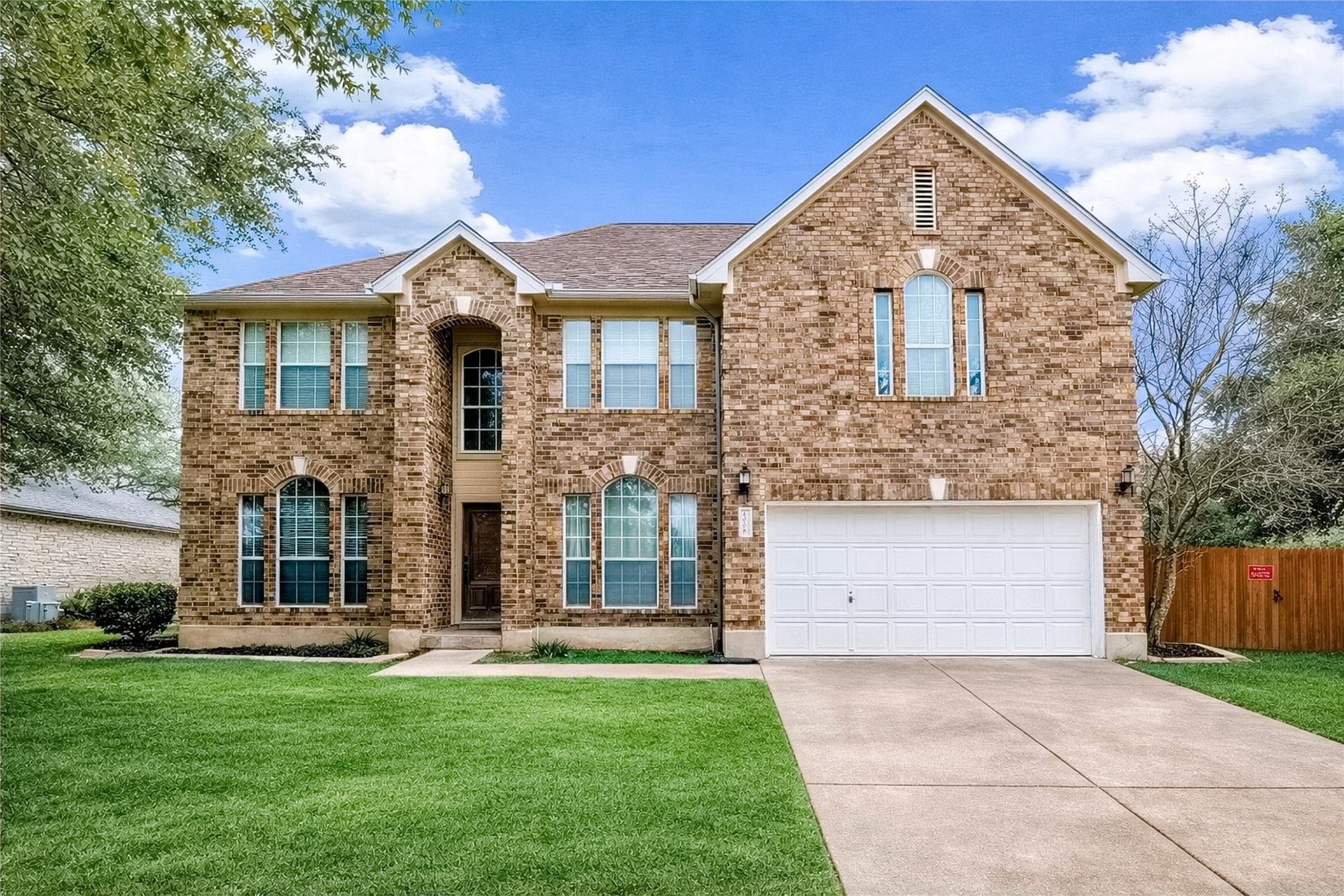 Welcome to 4008 Springwillow Ln!