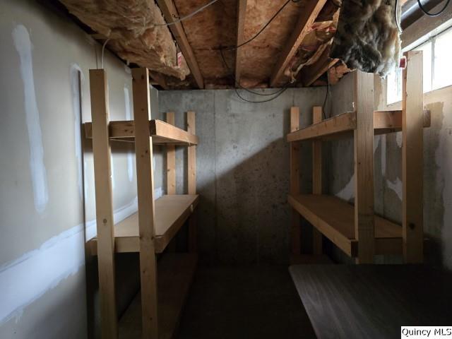 6 Westview Drive Hamilton, IL 62341 - Photo 25 of 30 a view of entryway