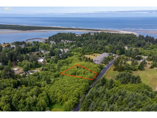 a view of a lush green field